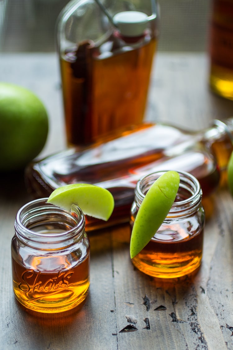 A sip of this delicious caramel apple whiskey recipe is like a sip of everything autumn! Bring a glass to the bonfire and soak up the best of the season.