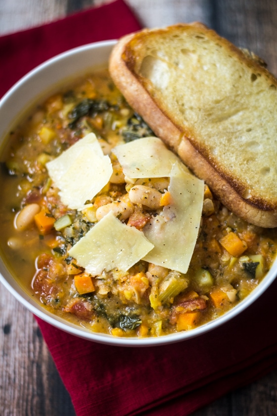 Easy Tuscan Bean Soup (30 Minute Mondays!)